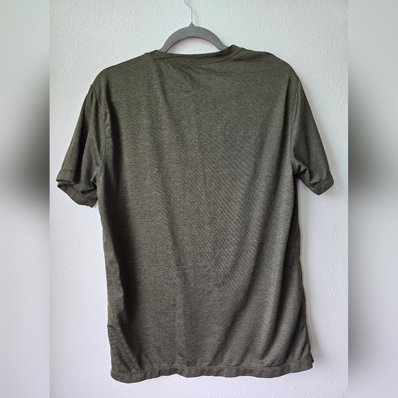Vuori Men's Olive Short Sleeve Tee - Picture 6 of 8